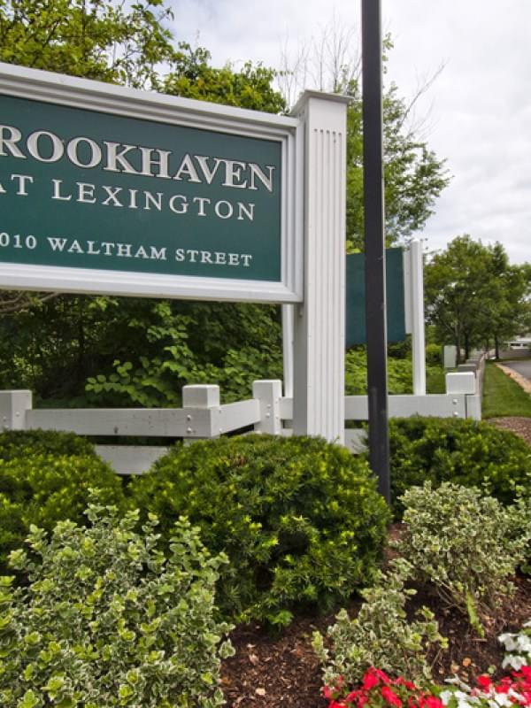 Brookhaven at Lexington Senior Living Community Assisted Living